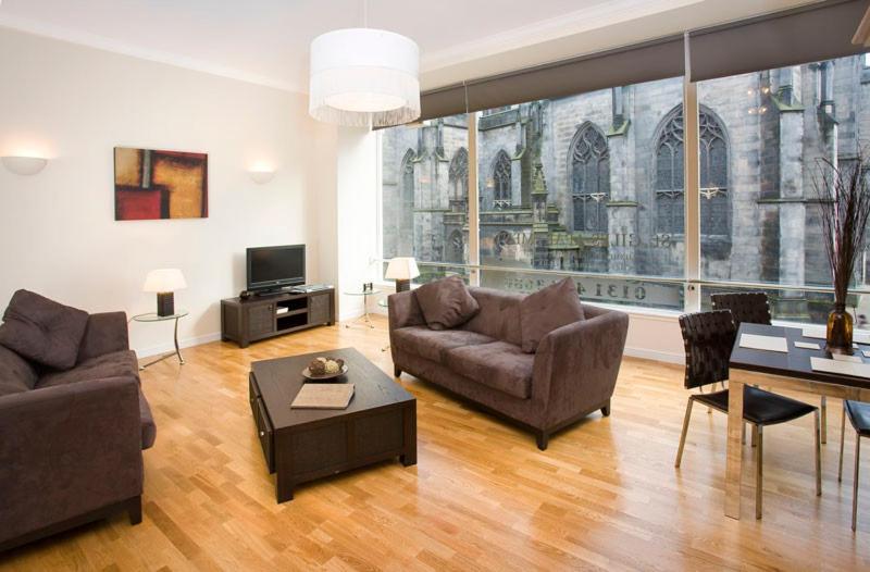 Burnets Apartments Единбург Екстериор снимка